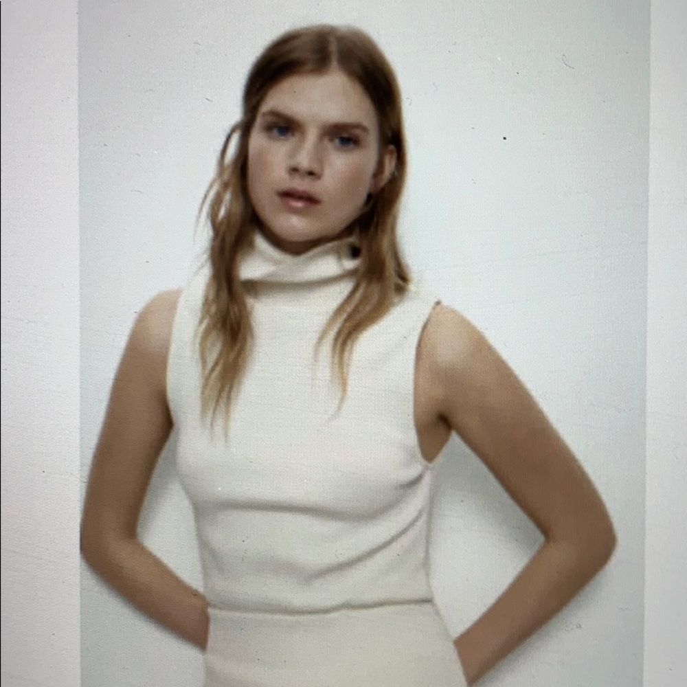 Zara brand new high neck sleeveless cream top Med